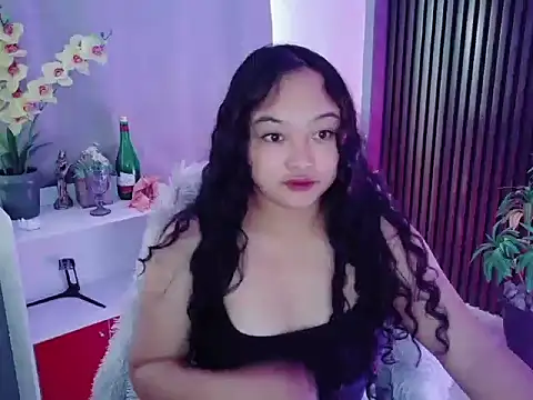 Snapshot of UrFavouriteCravings chatting on March 2026 06:52:01 AM UrFavouriteCravings online show from March 2026 06:52:01 AM