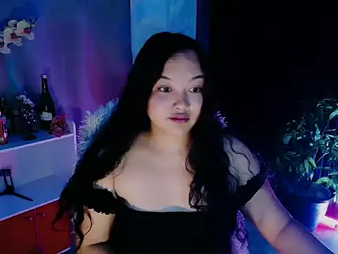 Snapshot of UrFavouriteCravings chatting on March 2026 01:37:02 PM UrFavouriteCravings online show from March 2026 01:37:02 PM