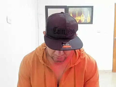 Snapshot of brunolex chatting on November 2025 02:39:01 PM brunolex online show from November 2025 02:39:01 PM