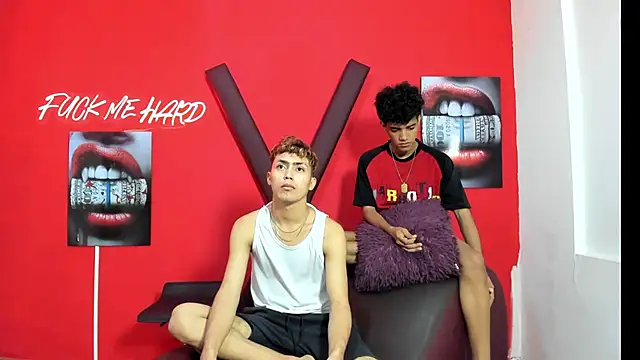 VERY HOT GUYS online show from April 2026 07:22:02 PM