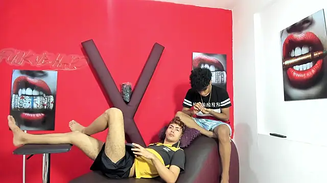 VERY HOT GUYS online show from April 2026 07:22:01 PM