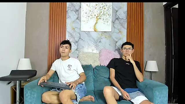 VERY HOT GUYS online show from June 2026 07:11:01 AM