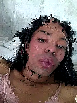 Snapshot of Cristina_parisx chatting on October 2025 12:58:01 PM Cristina parisx online show from October 2025 12:58:01 PM