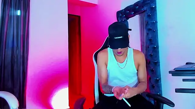 daddys insanee online show from November 2025 02:23:01 AM