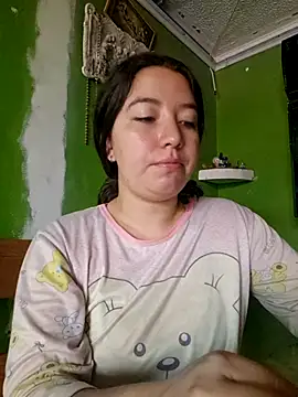 Snapshot of annyaparis chatting on October 2025 04:38:02 PM annyaparis online show from October 2025 04:38:02 PM