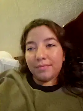 Snapshot of annyaparis chatting on October 2025 03:18:01 AM annyaparis online show from October 2025 03:18:01 AM