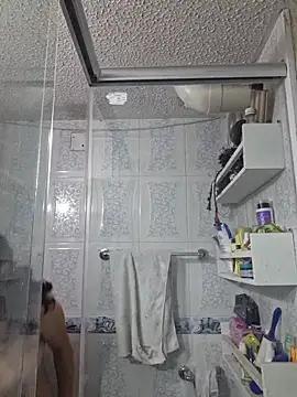 Snapshot of annyaparis chatting on November 2025 03:34:02 PM annyaparis online show from November 2025 03:34:02 PM