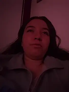 Snapshot of annyaparis chatting on November 2025 01:26:01 AM annyaparis online show from November 2025 01:26:01 AM