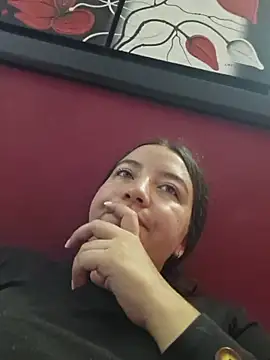 Snapshot of annyaparis chatting on November 2025 12:48:02 PM annyaparis online show from November 2025 12:48:02 PM