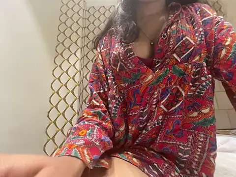 Snapshot of dubyzubygirl chatting on November 2025 07:57:02 PM dubyzubygirl online show from November 2025 07:57:02 PM