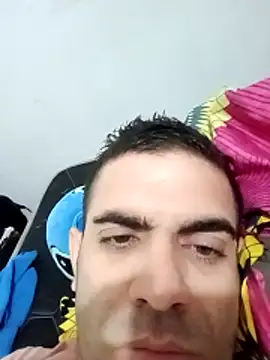 Snapshot of Eduard990302 chatting on November 2025 10:32:01 PM Eduard990302 online show from November 2025 10:32:01 PM