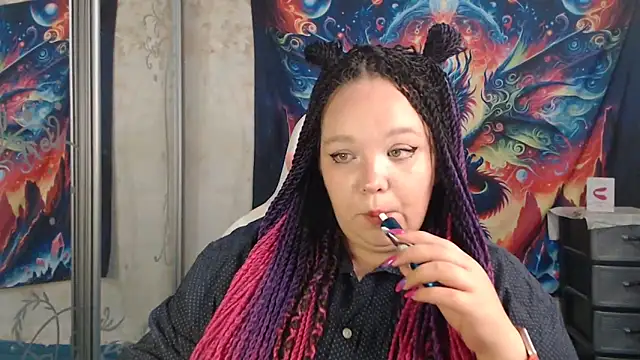 Snapshot of Sweet_But_Evil chatting on October 2025 12:35:01 PM Sweet But Evil online show from October 2025 12:35:01 PM