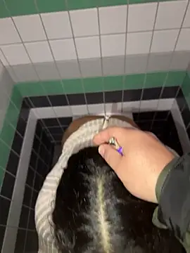 Snapshot of latingangsex chatting on February 2026 06:17:01 AM latingangsex online show from February 2026 06:17:01 AM