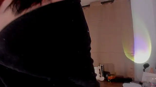 AmaruBloom online show from December 2025 04:31:02 AM