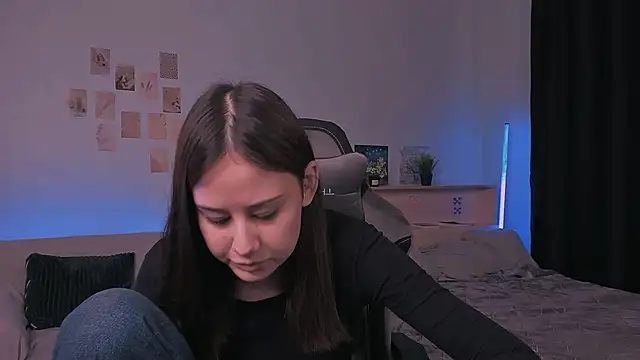 Snapshot of adelle046 chatting on October 2025 11:57:02 AM adelle046 online show from October 2025 11:57:02 AM