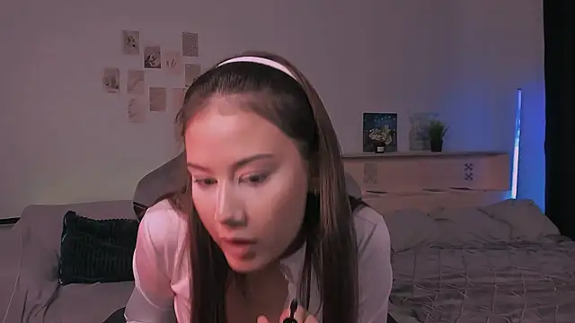 Snapshot of adelle046 chatting on November 2025 07:20:02 AM adelle046 online show from November 2025 07:20:02 AM