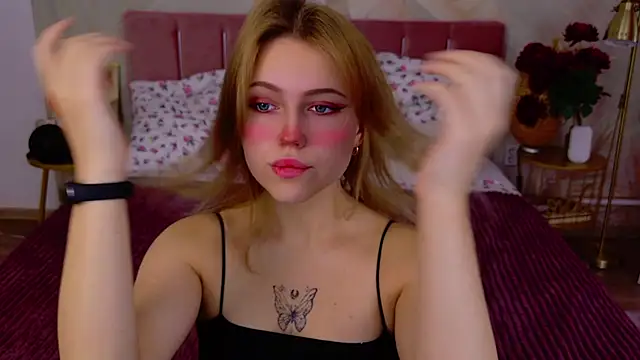 Snapshot of Stellahaart chatting on November 2025 05:28:02 AM Stellahaart online show from November 2025 05:28:02 AM