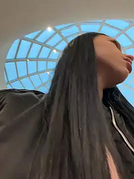 ilariea girl online show from March 2026 04:31:01 PM