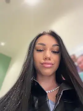ilariea girl online show from May 2026 02:11:01 PM