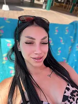 ilariea girl online show from June 2026 12:20:02 PM