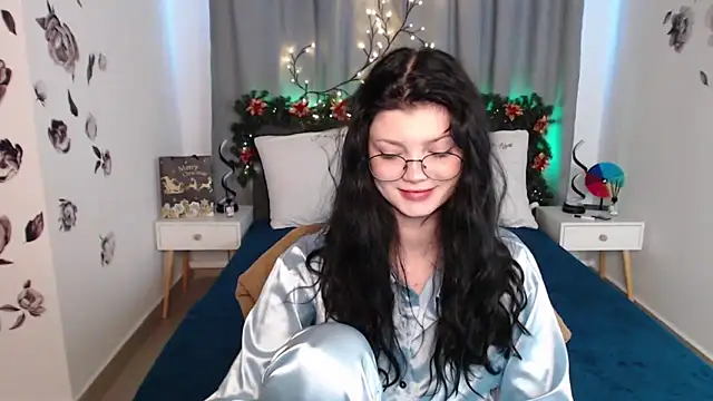 MileyRood online show from December 2025 11:54:01 PM