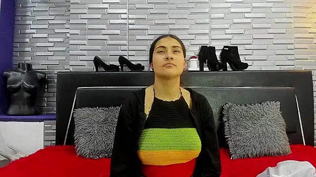 Snapshot of ChloeMorelli chatting on October 2025 02:26:01 AM ChloeMorelli online show from October 2025 02:26:01 AM