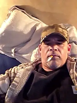 Snapshot of DeeBestEver chatting on November 2025 10:52:01 PM DeeBestEver online show from November 2025 10:52:01 PM