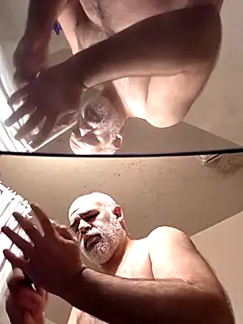 DeeBestEver online show from December 2025 10:40:02 PM