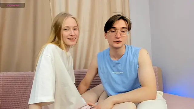 Snapshot of LoversFire chatting on November 2025 01:21:02 PM LoversFire online show from November 2025 01:21:02 PM