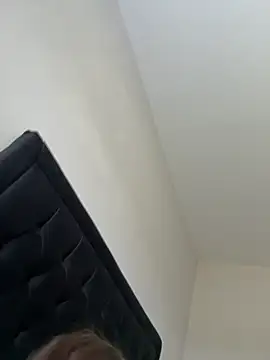 Snapshot of Victoria6989 chatting on October 2025 01:41:01 PM Victoria6989 online show from October 2025 01:41:01 PM