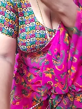 Snapshot of Tamil_Ammani chatting on October 2025 04:25:02 PM Tamil Ammani online show from October 2025 04:25:02 PM