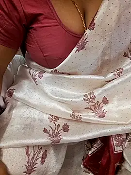 Snapshot of Tamil_Ammani chatting on October 2025 08:41:02 PM Tamil Ammani online show from October 2025 08:41:02 PM