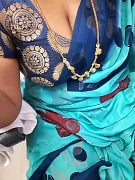 Snapshot of Tamil_Ammani chatting on November 2025 08:32:01 PM Tamil Ammani online show from November 2025 08:32:01 PM