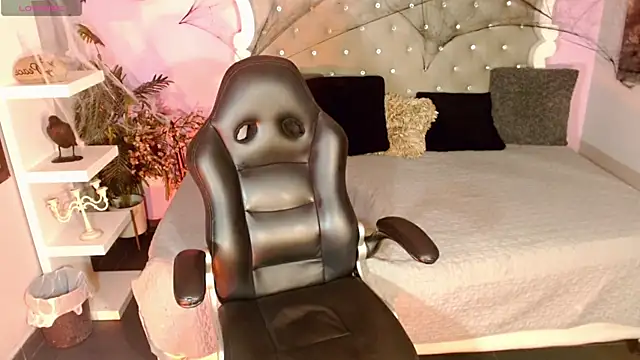 Snapshot of Miranda_Collins chatting on October 2025 03:53:01 AM Miranda Collins online show from October 2025 03:53:01 AM