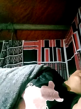 Snapshot of bae-bae chatting on November 2025 10:54:01 PM bae-bae online show from November 2025 10:54:01 PM