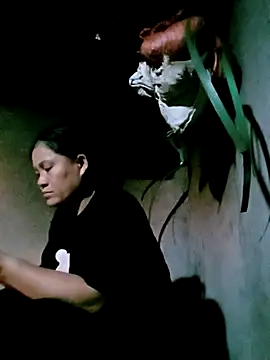 Snapshot of bae-bae chatting on November 2025 11:37:02 PM bae-bae online show from November 2025 11:37:02 PM