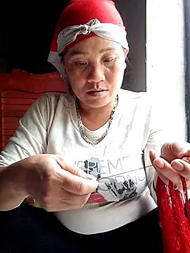 Snapshot of bae-bae chatting on November 2025 05:17:01 AM bae-bae online show from November 2025 05:17:01 AM