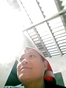 Snapshot of bae-bae chatting on November 2025 11:21:02 PM bae-bae online show from November 2025 11:21:02 PM