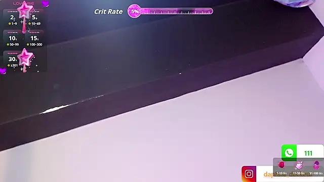 Snapshot of Daphnne_XXX chatting on November 2025 08:00:01 PM Daphnne XXX online show from November 2025 08:00:01 PM