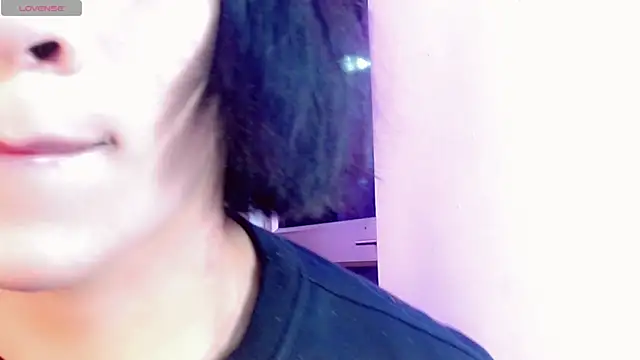 Daphnne XXX online show from November 2025 08:00:01 PM