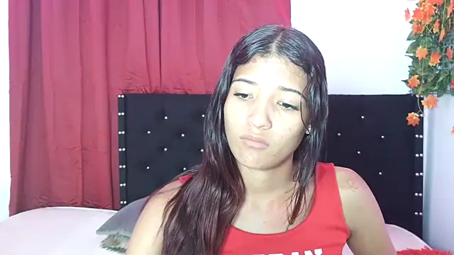 Snapshot of Dianasexi_69 chatting on October 2025 03:24:01 PM Dianasexi 69 online show from October 2025 03:24:01 PM