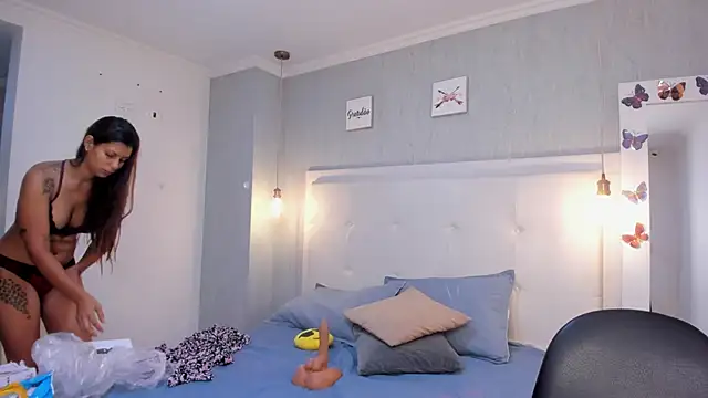 Snapshot of is_a_bell chatting on October 2025 01:42:02 PM is a bell online show from October 2025 01:42:02 PM