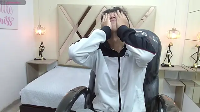 StiwenTwink online show from March 2026 02:55:01 PM