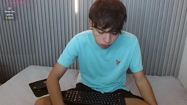 StiwenTwink online show from May 2026 01:08:02 PM