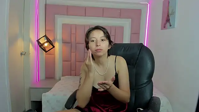 Snapshot of Klaret_Toy chatting on November 2025 12:27:01 PM Klaret Toy online show from November 2025 12:27:01 PM