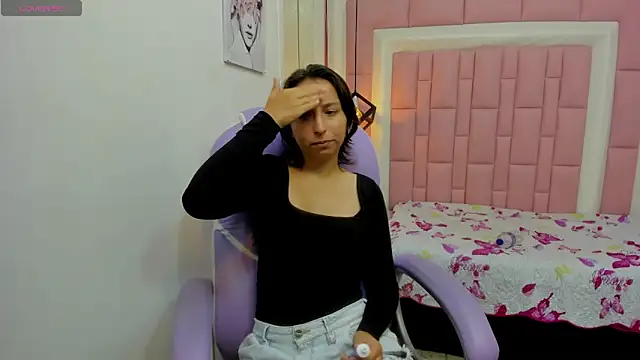 Snapshot of Klaret_Toy chatting on March 2026 09:09:02 PM Klaret Toy online show from March 2026 09:09:02 PM