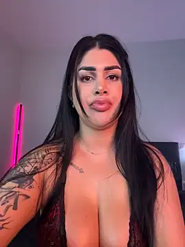 Niinarosee online show from June 2026 11:53:02 PM