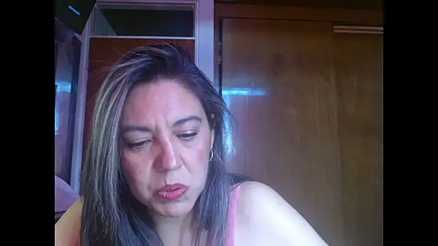 XxAntonellaxxx online show from November 2025 04:33:01 PM