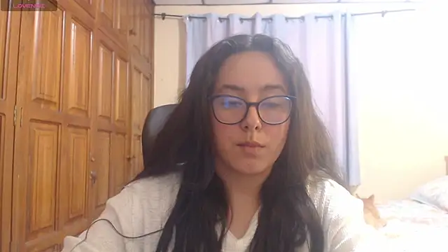 Venus cat  online show from December 2025 05:03:02 AM