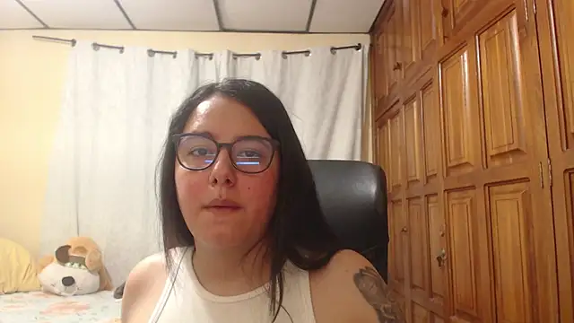 Venus cat  online show from May 2026 02:20:02 AM